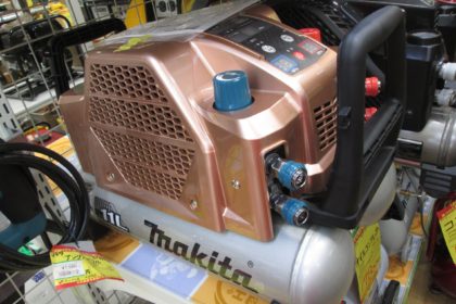 マキタ コンプレッサー AC462XLSC 未使用